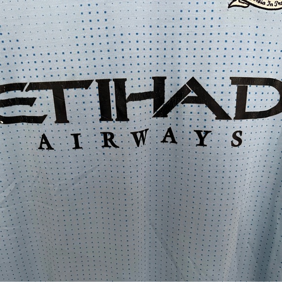 Manchester City Home Dzeko Jersey - Picture 10 of 14